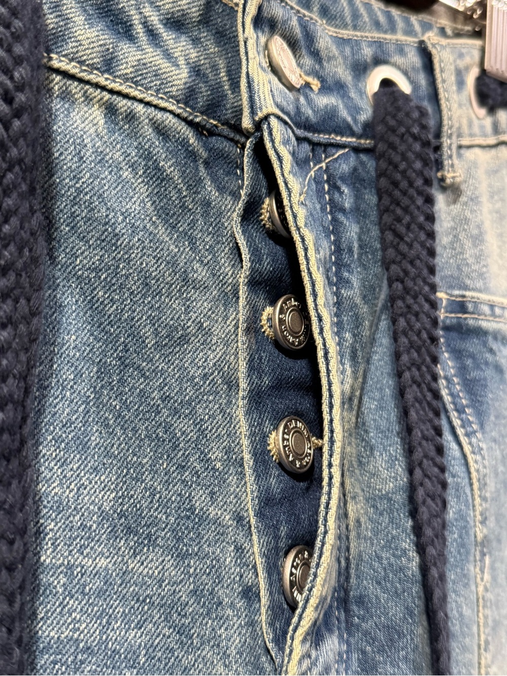 Aaron & Amber Jeans Womens Size M Barrel Leg Blue Denim Button Fly Boho - Picture 2 of 9